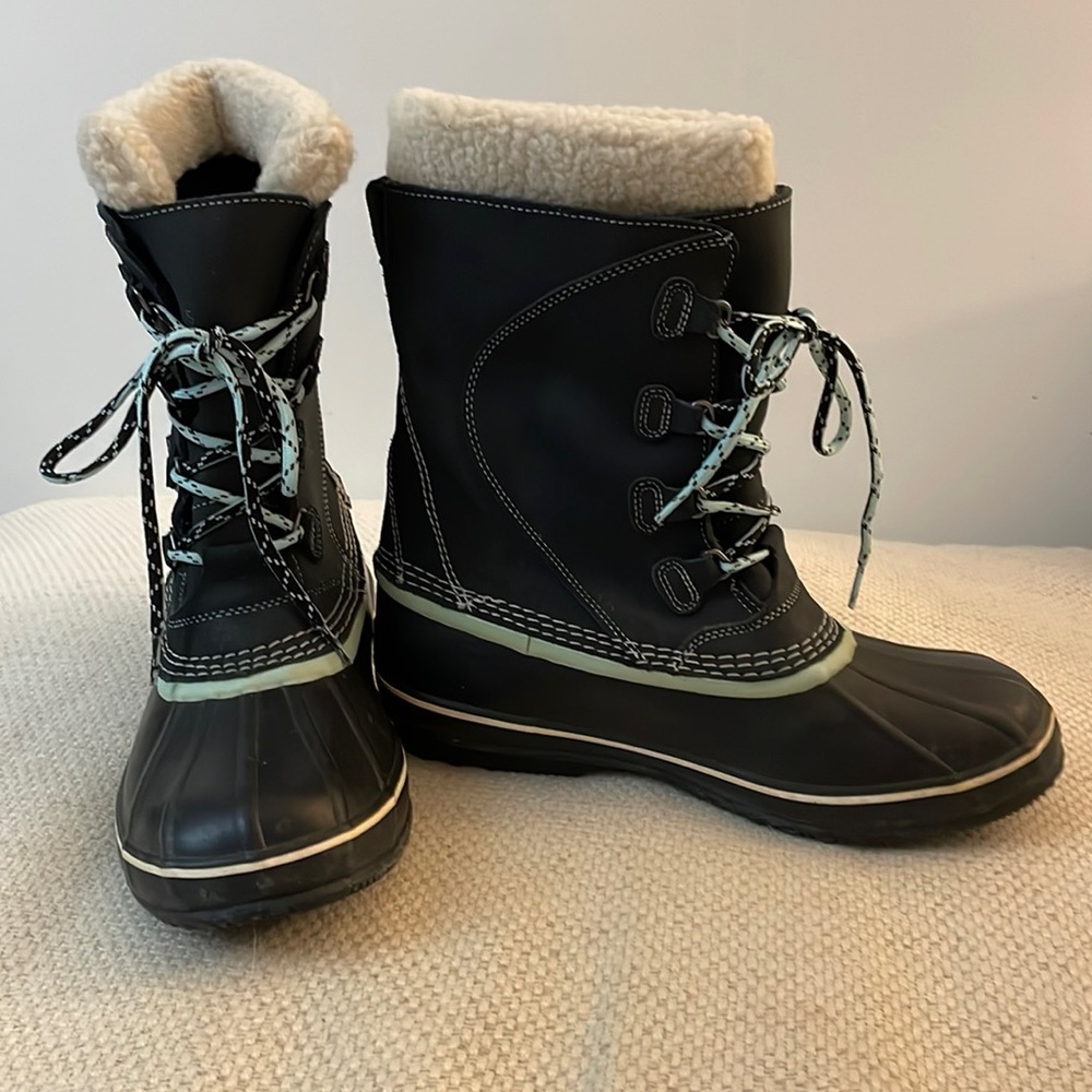 Women’s Snow boots, worn three times! L.L. Bean